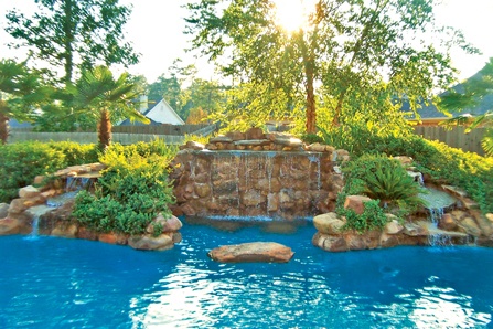 2-Pool-landscaping-plant-pockets