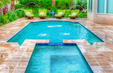 travertine-pavers-on-roman-pool