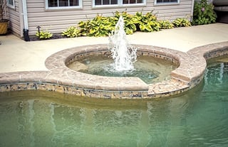 round-spa-with-center-fountain.jpg