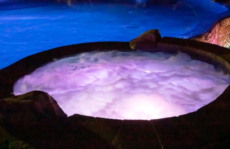 bubbling-spa-withpink-lights