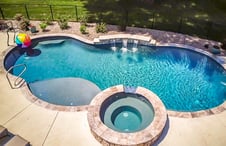 circle-spa-on-cloud-shape-pool