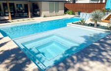 custom-pool-spa-sun-ledge