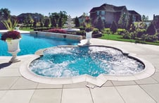 custom-quatrefoil-spa-on-pool