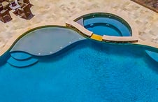 custom-semi-circle-spa-on-free-form-pool