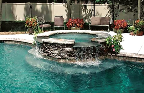 elevated-custom-spa-on-gunite-pool.jpg