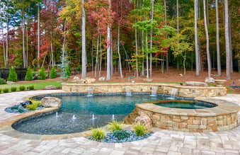 7 Ideas for a Rustic or Countryside Swimming Pool Design