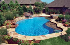 freeform-inground-pool-with-flagstone-deck