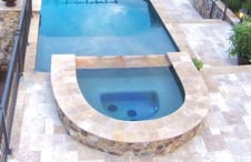 horseshoe-shape-gunite-spa