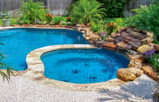interior-organic-circular-spa-on-pool