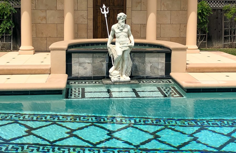 neptune-statue-on-custom-pool