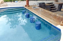 pool-with-swim-up-bar