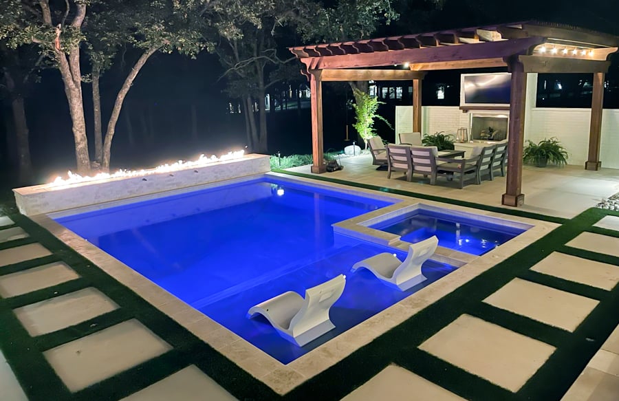 rectangle-pool-spa-with-blue-lighting