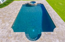 roman-pool-with-round-spa