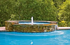 round-spa-with-bubbler-fountain