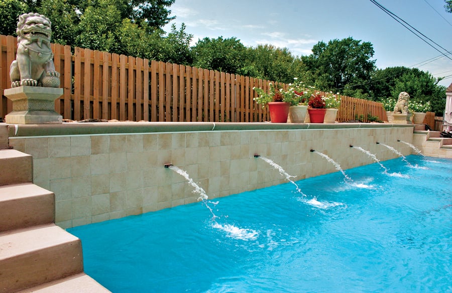 scupper-water-features-on-swimming-pool