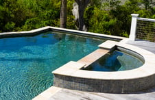 semi-circle-spa-on-dark-bottom-pool