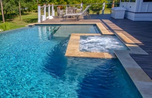 square-pool-level-spa-on-rectangle-pool