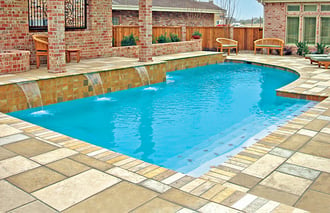 travertine-bullnose-paver-pool-coping-