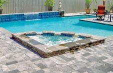 triangular-interior-corner-spa-on-pool