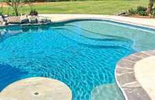 wavy-steps-on-gunite-pool