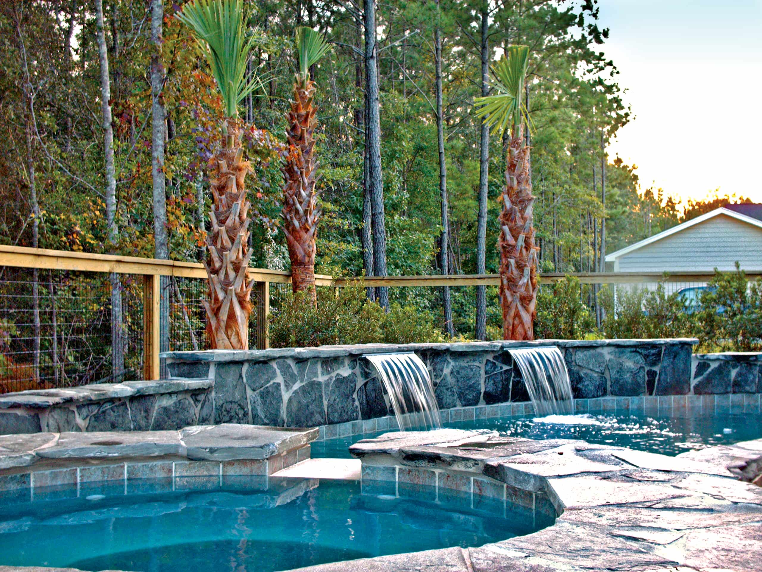 7 Costly Mistakes to Avoid When Buying a Swimming Pool (2026 Guide)