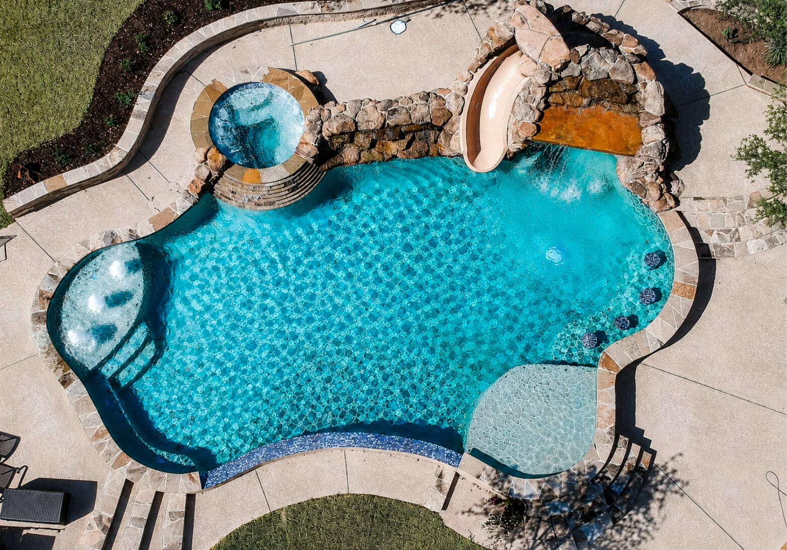 7 Kid-Friendly Pool Features for Your Backyard (Ranked by Fun)