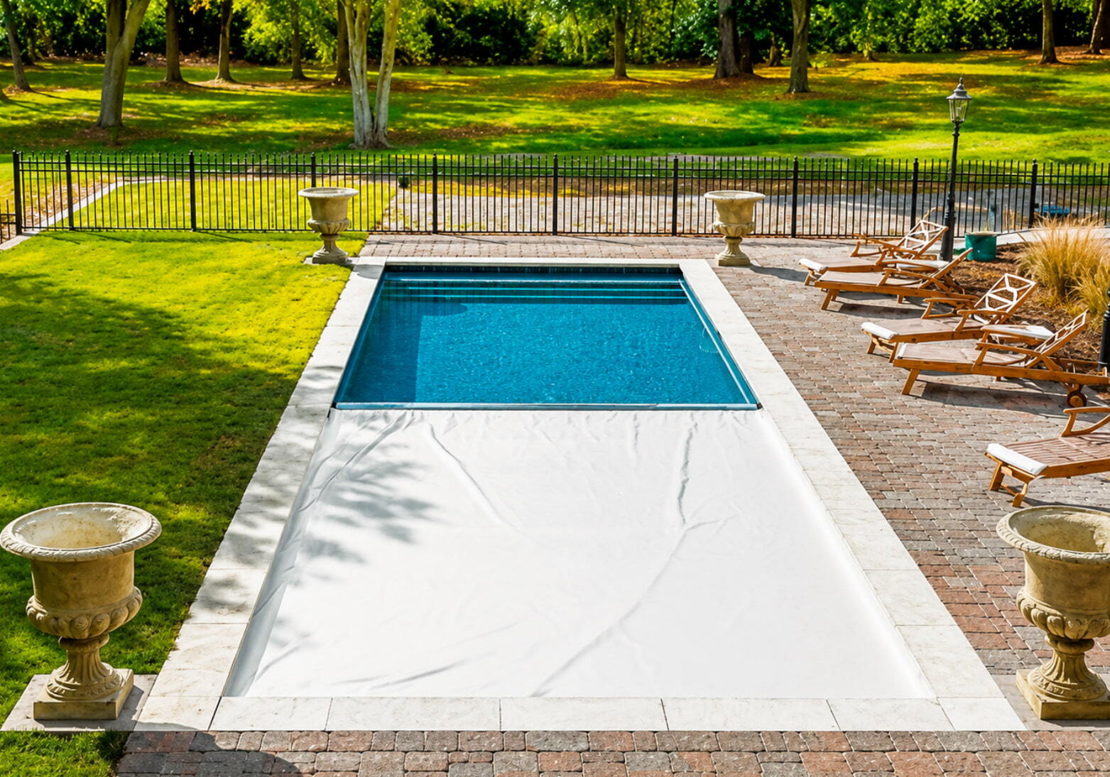 Automatic Pool Covers: 5 Benefits Every Pool Owner Should Know