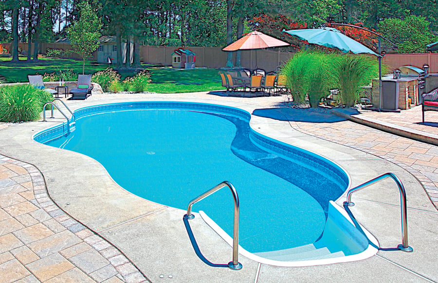 What is a Vinyl Liner Swimming Pool and Your Options for One?