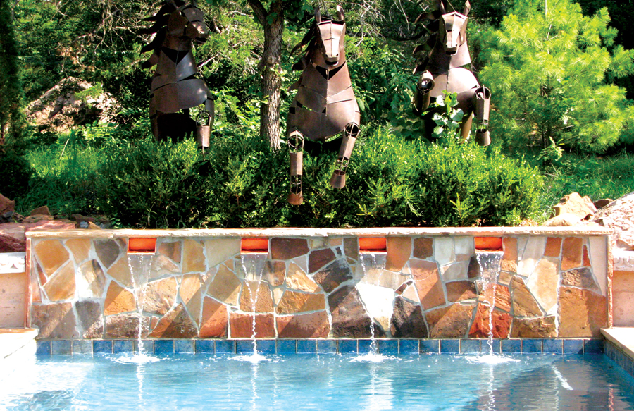 scupper-on-flagstone-wall-on-pool