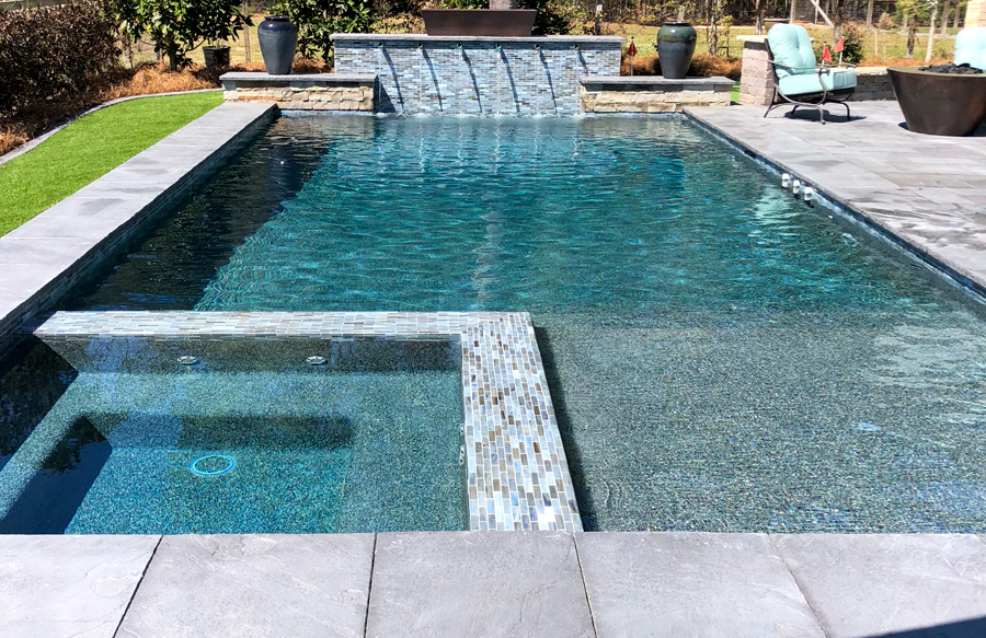 Gunite Spa Shapes Picking The Right One For Your Pool Design   Square Spa On Gunite Pool Jpg 